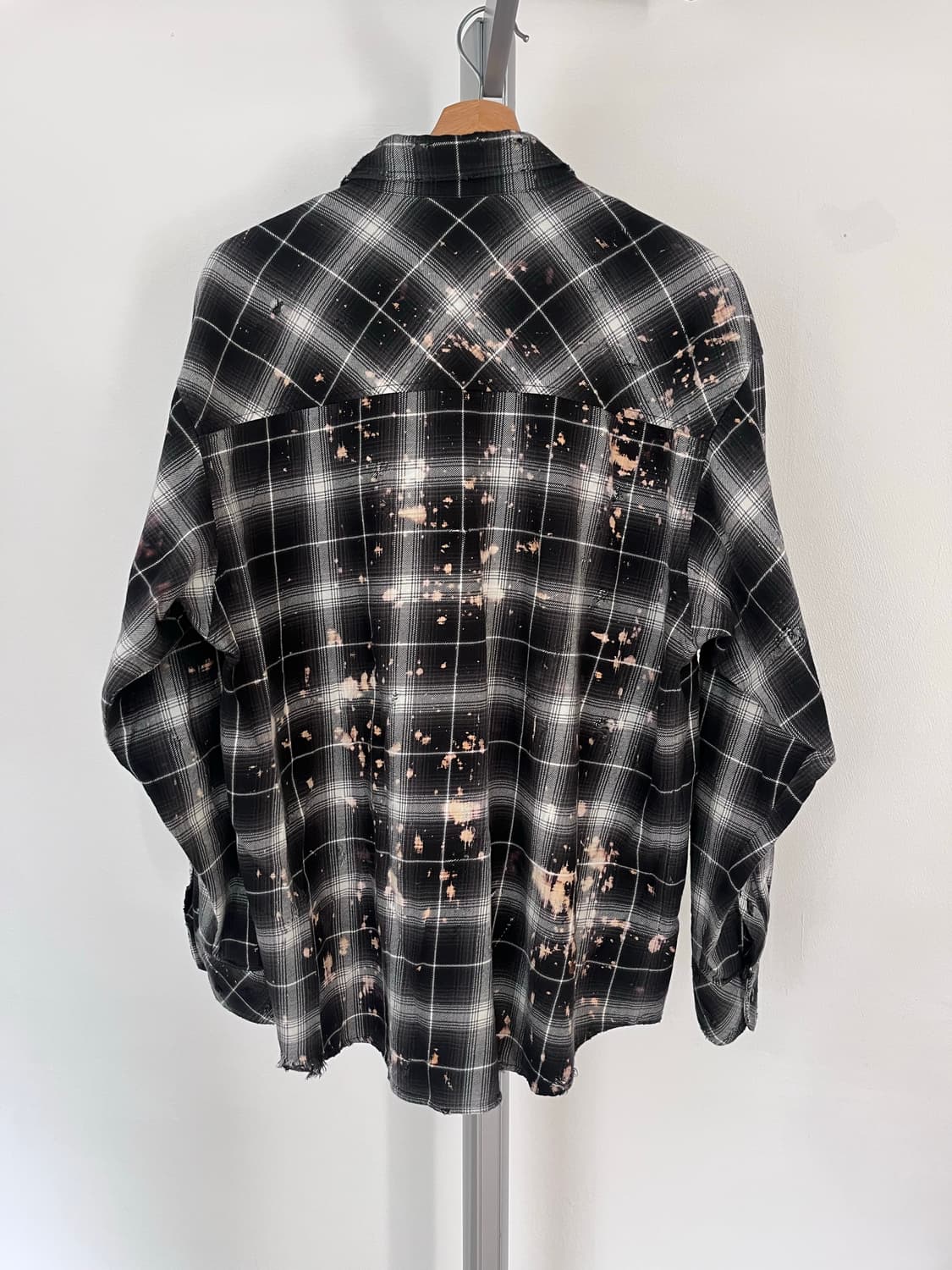 RAFU 24ss Bleached & Damaged shirt 상품이미지5