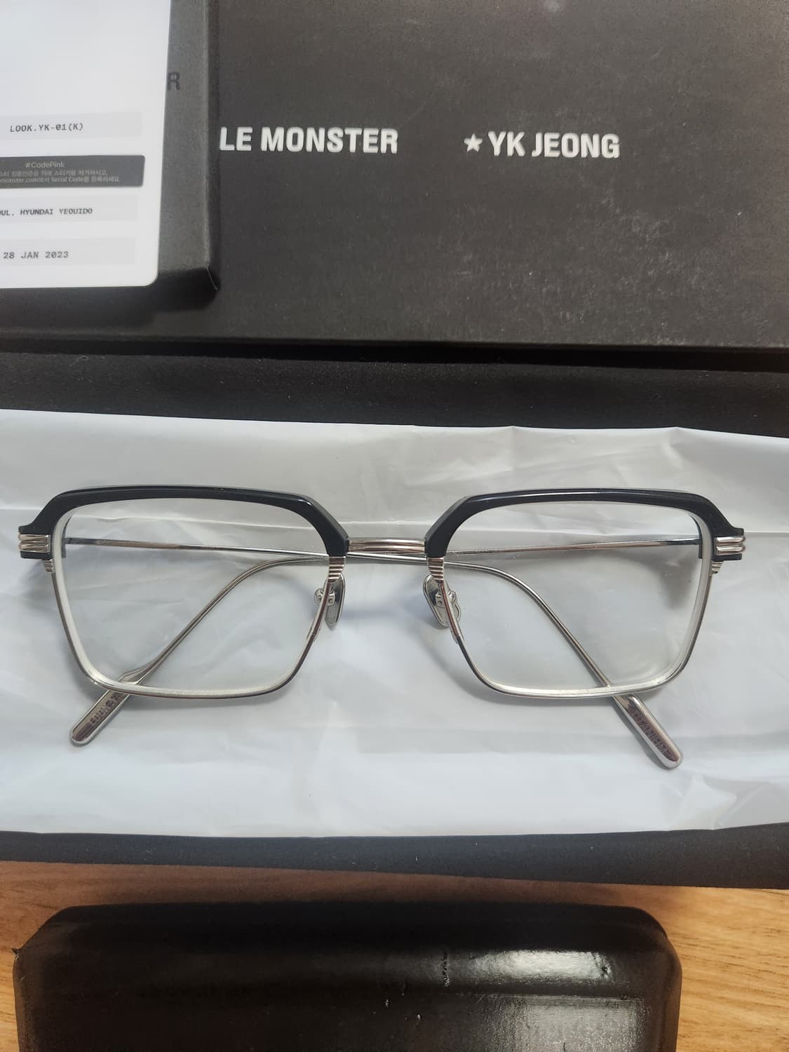 젠틀몬스터 look 안경 팝니다  상품이미지2