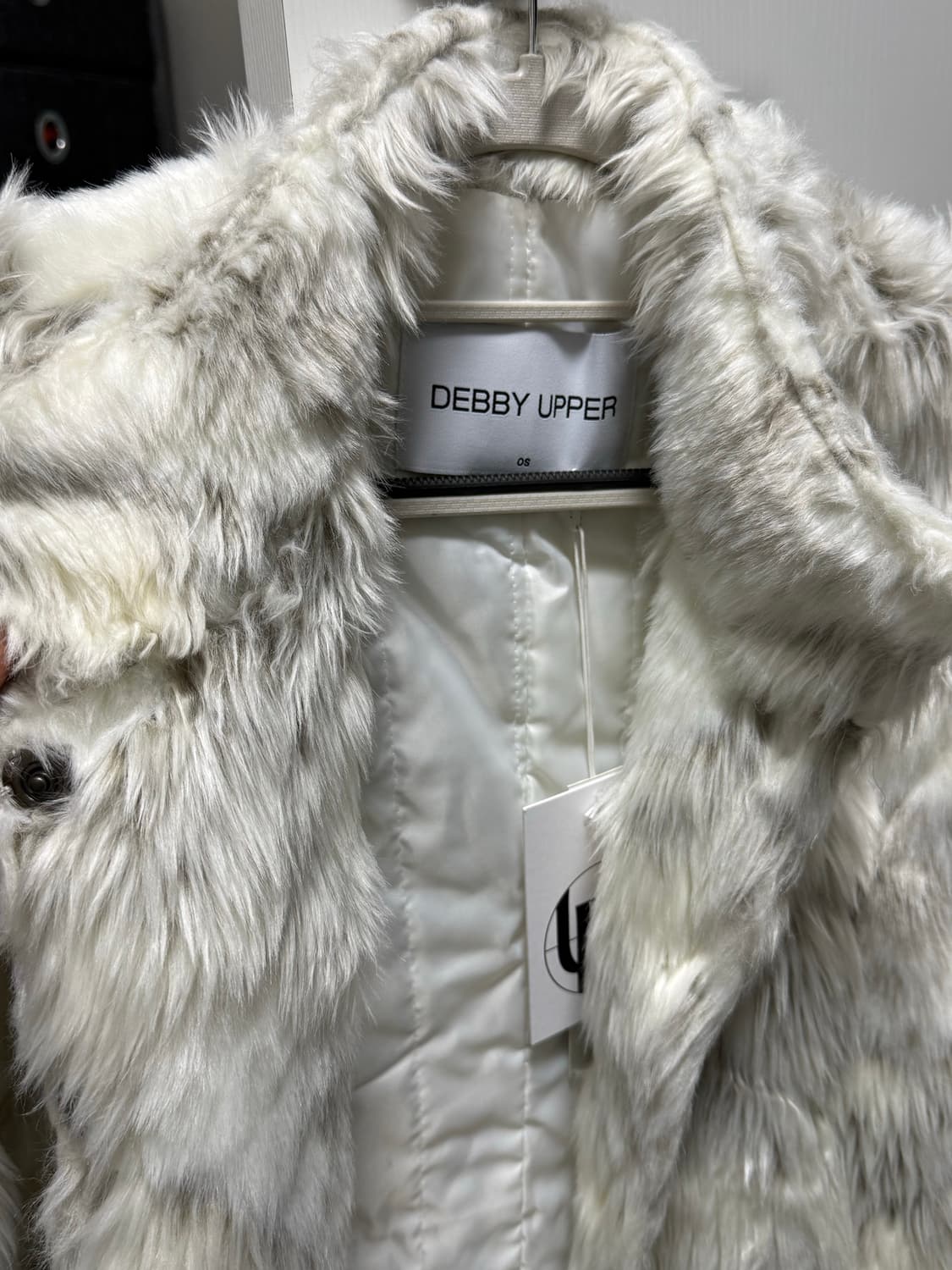 DEBBY UPPER 데비어퍼 퍼자켓 22fw 상품이미지3