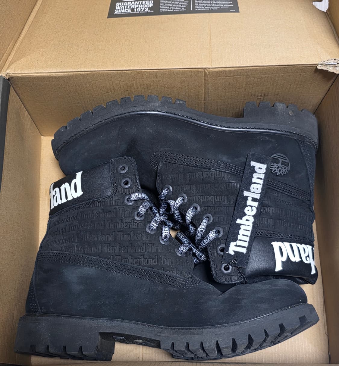 팀버랜드 6인치 프리미엄 레터링 블랙부츠(275~280) 상품이미지1