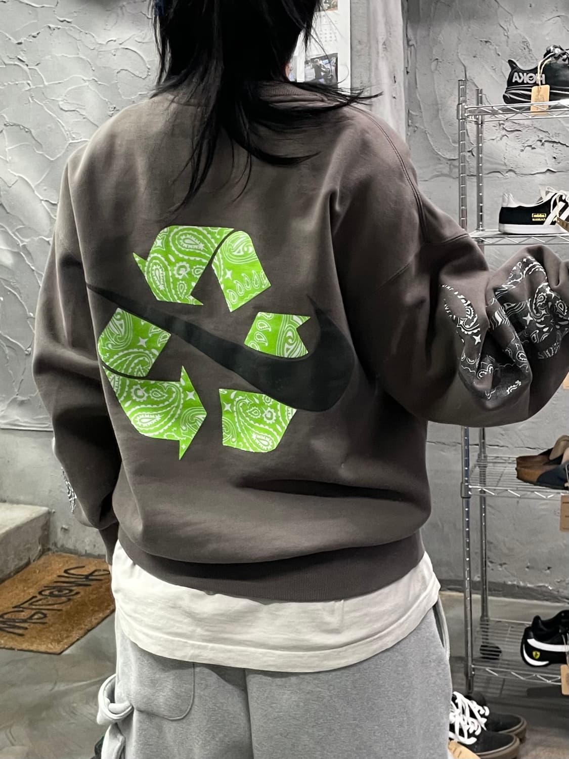 나이키 페이즐리 스웻셔츠 상품이미지9