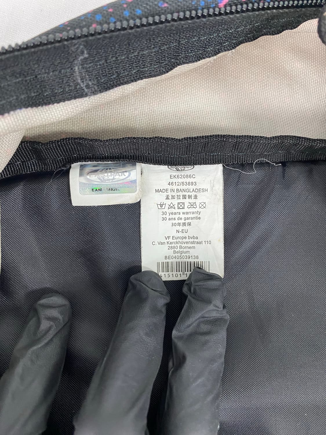 이스트팩 도트 패턴 백팩  상품이미지3