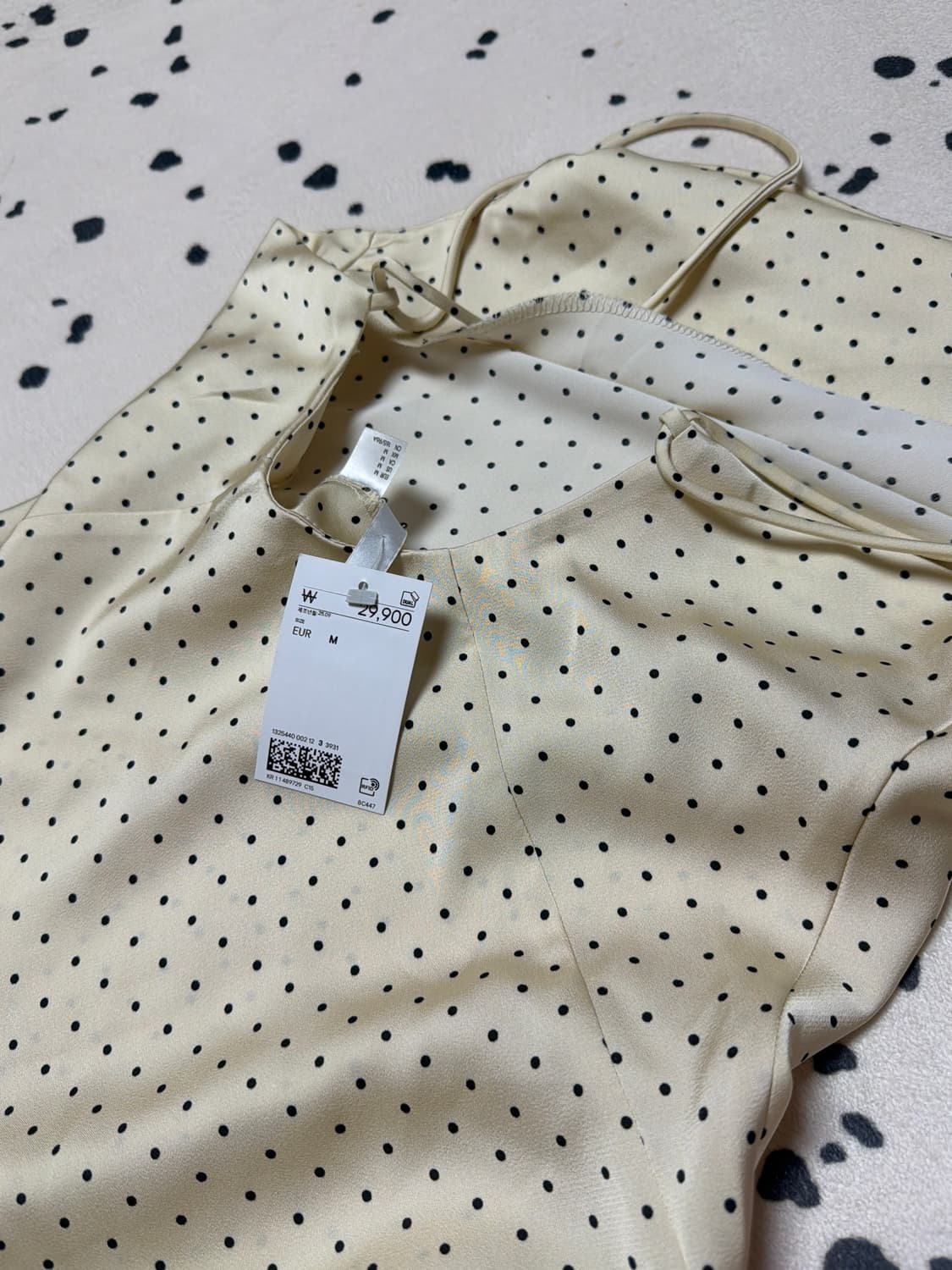 어시메트릭 새틴 드레스 상품이미지4