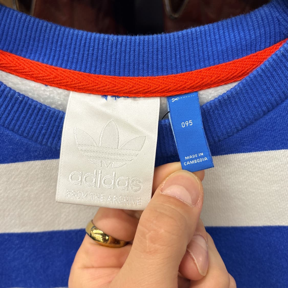 아디다스 오리지널스 아카이브 럭비패치 스트라이프 스웻셔츠 N1219 상품이미지6