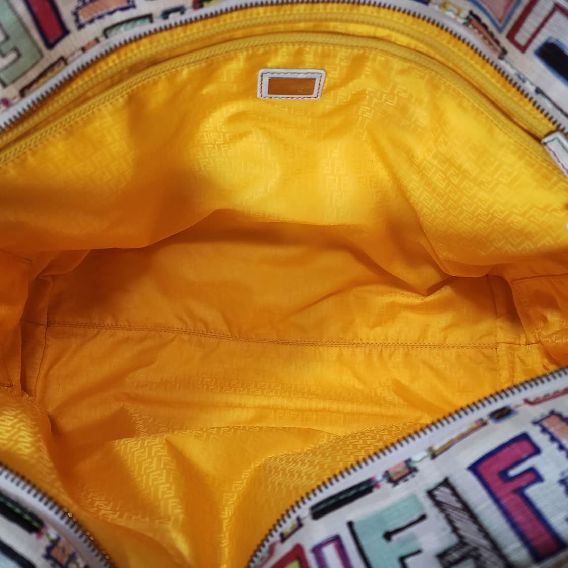 펜디 주카 PVC 쇼퍼백 숄더백 상품이미지9