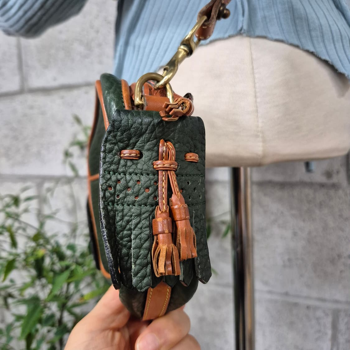 Dooney & Bourke 빈티지 크로스백 상품이미지9