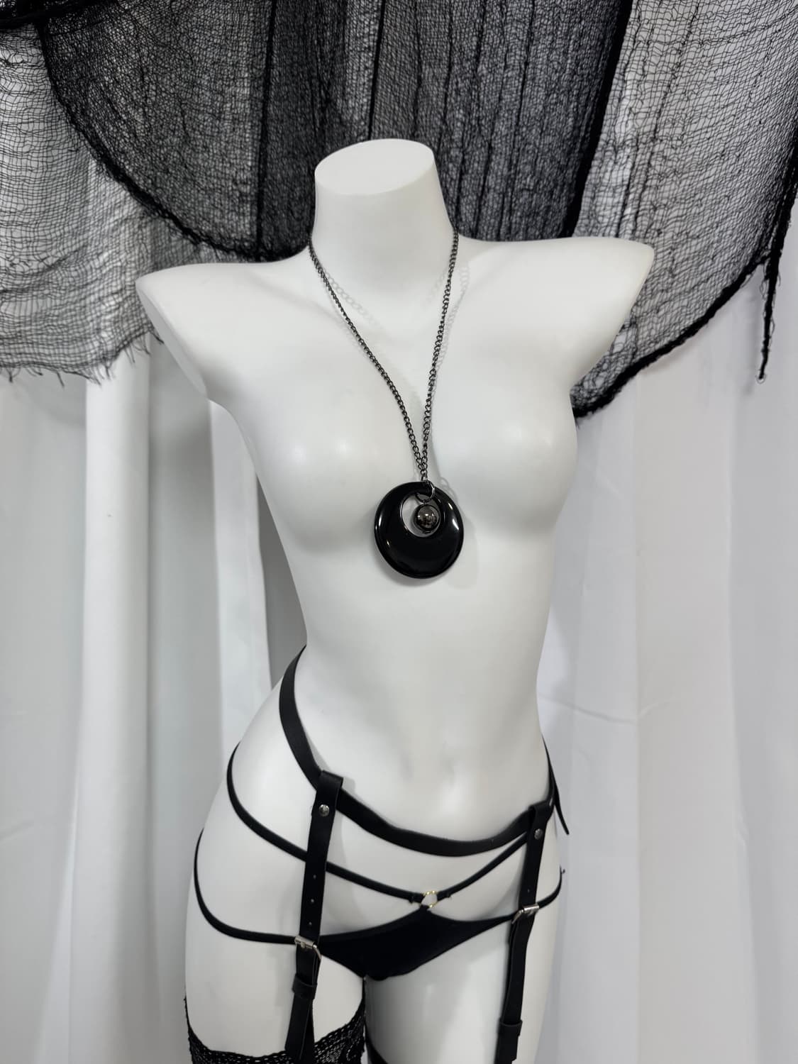 black necklace 상품이미지1