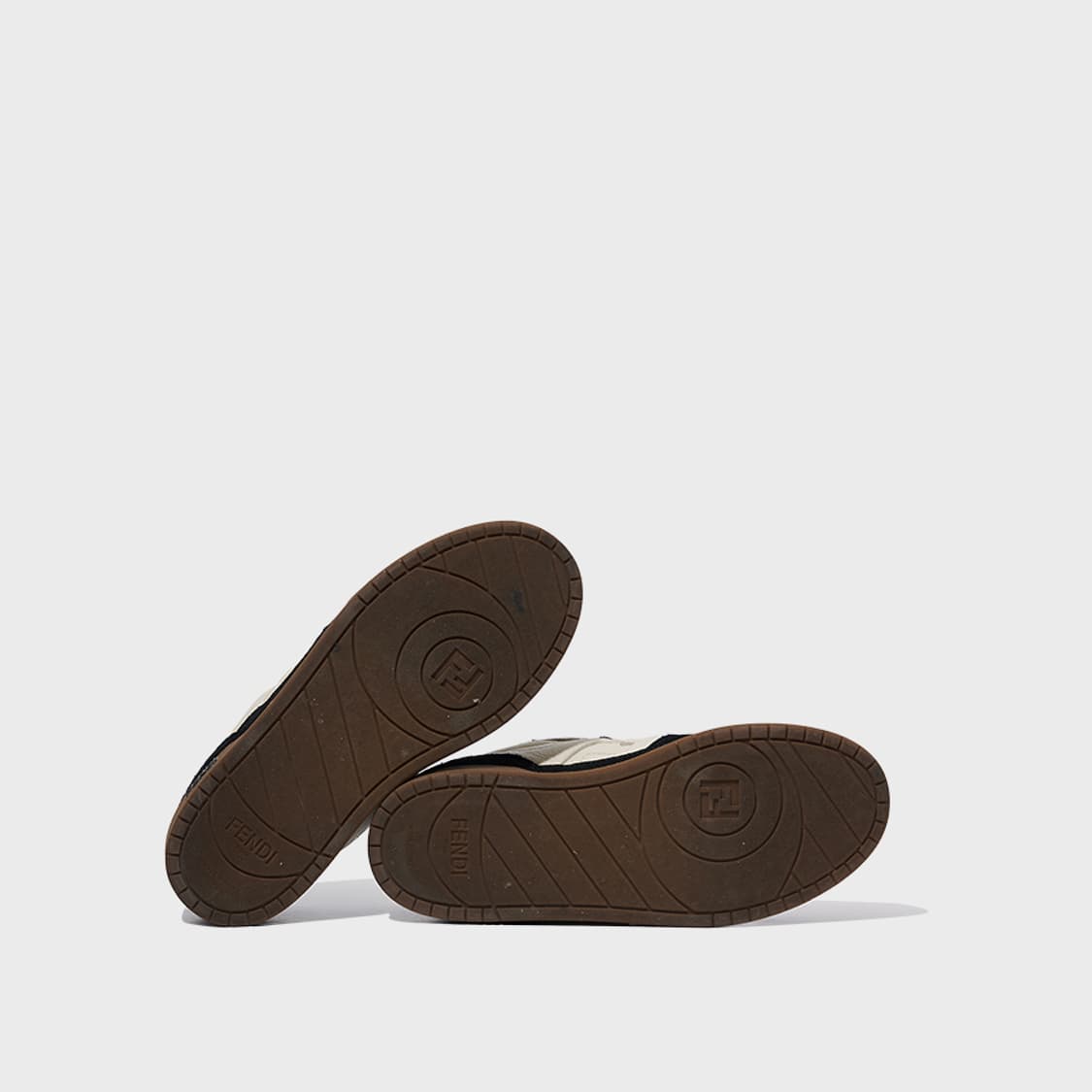 FENDI sneakers EU38(womens) 상품이미지5