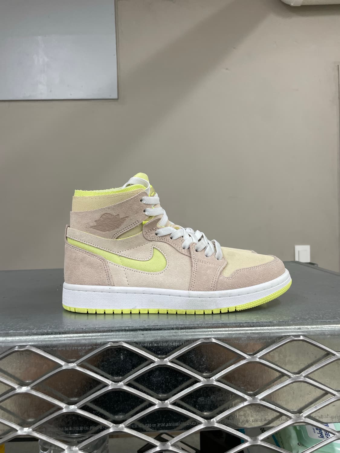 나이키 에어조던 1 줌에어 컴포트 2 시트론 틴트 230 (gr-4423 상품이미지4