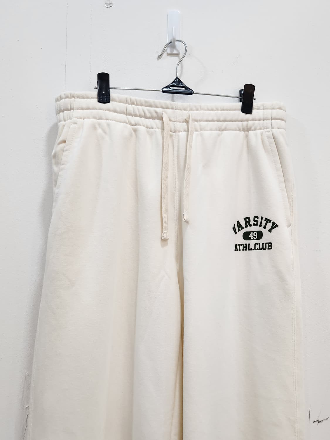  후아유 캠퍼스 엠불럼 와이드 트레이닝 팬츠 L 아이보리 상품이미지4