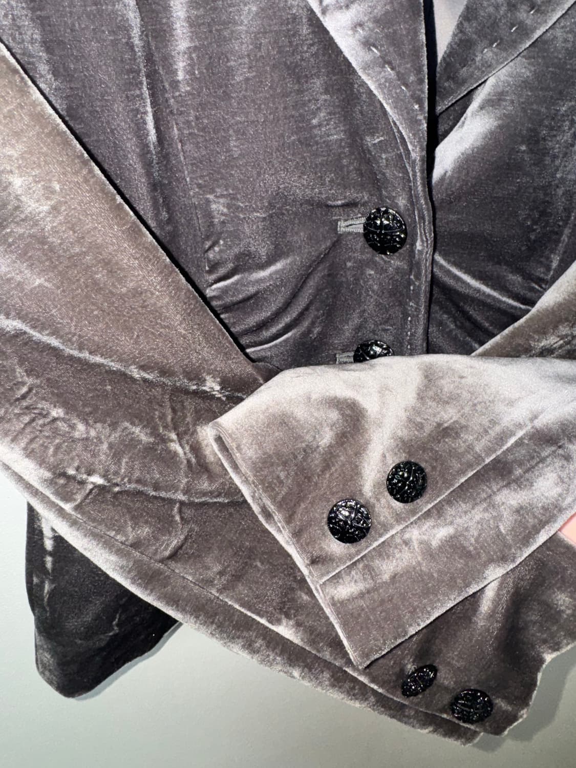 그레이 벨벳 블레이저 상품이미지3
