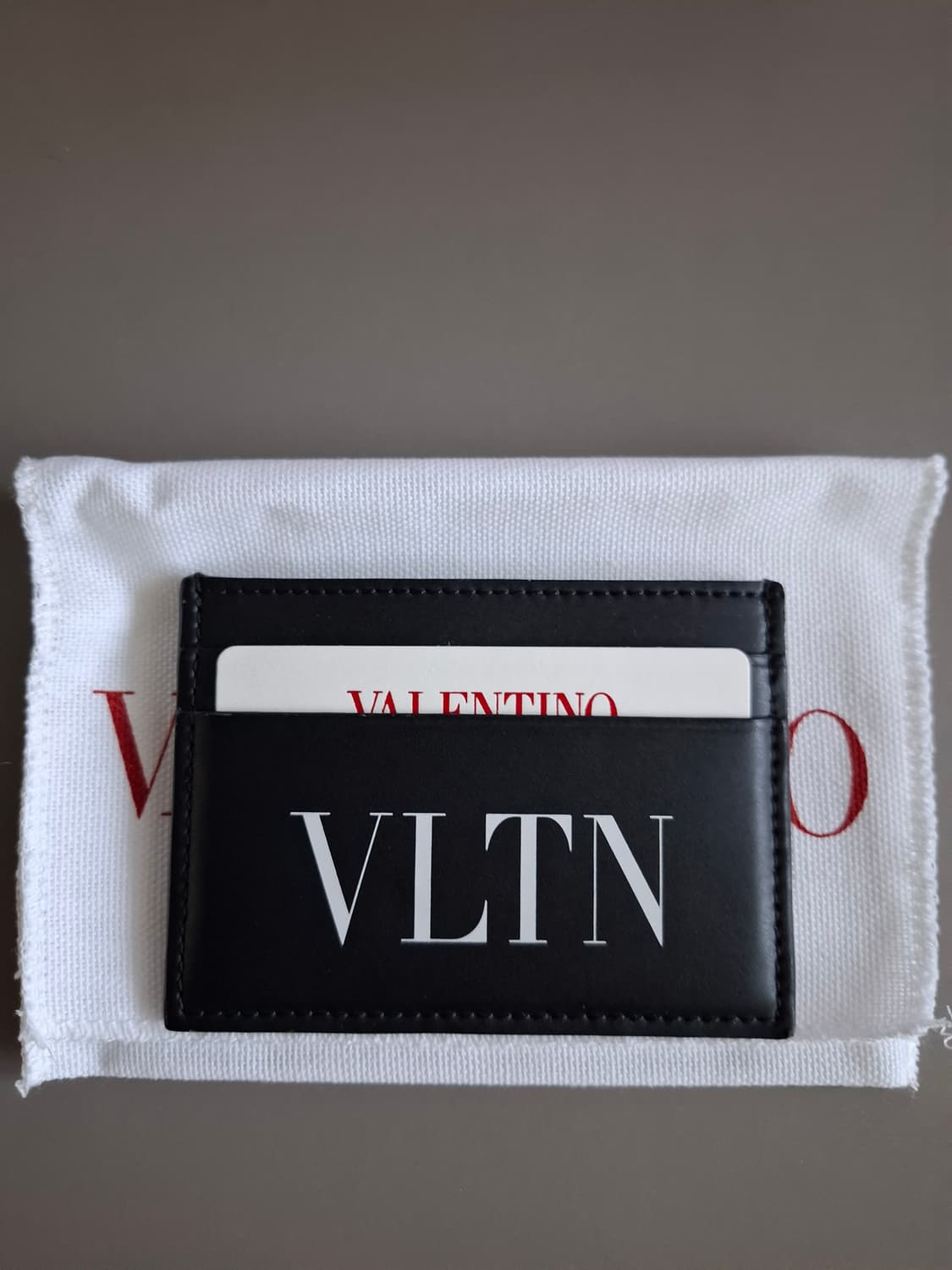 발렌티노 VLTN 카드지갑 블랙 상품이미지2