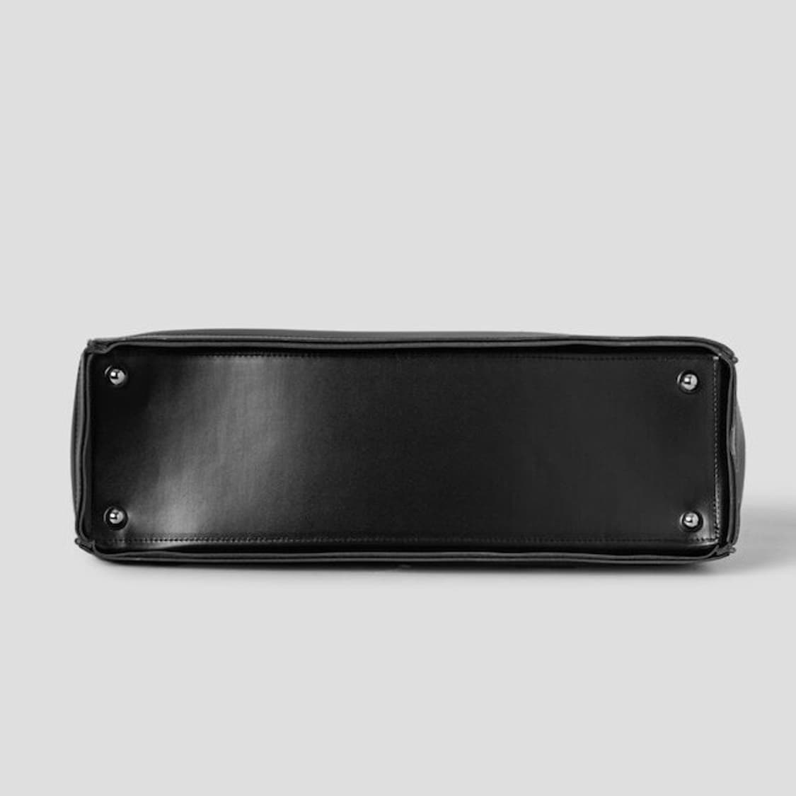 꼼데가르송 26ss 아일렛 롱 핸들백/블랙 상품이미지5