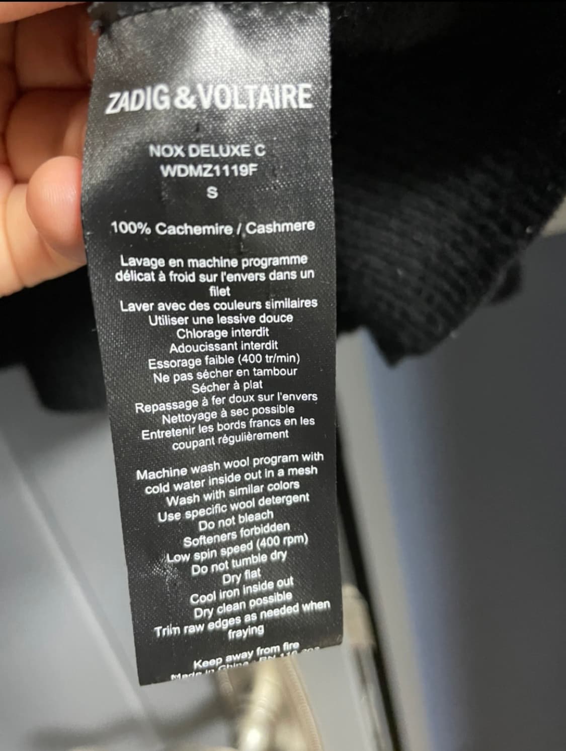 쟈딕앤볼테르 블랙 캐시미어 100후드니트 상품이미지3