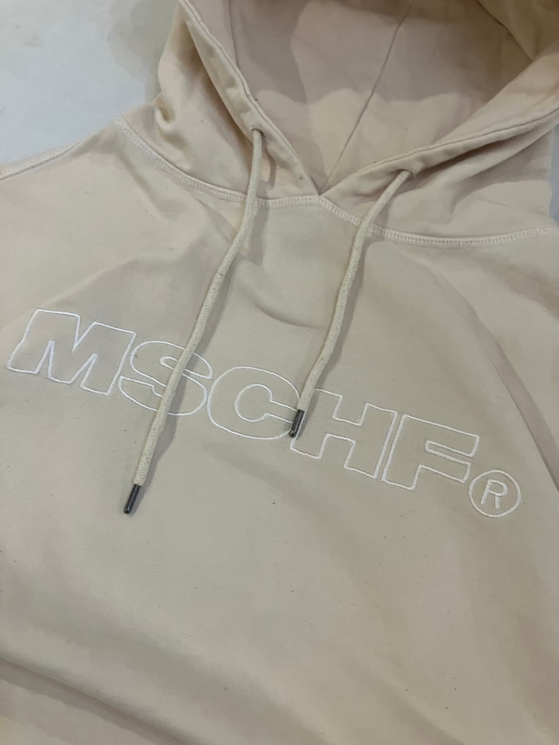 미스치프 빅로고 후드티 아이보리 상품이미지3