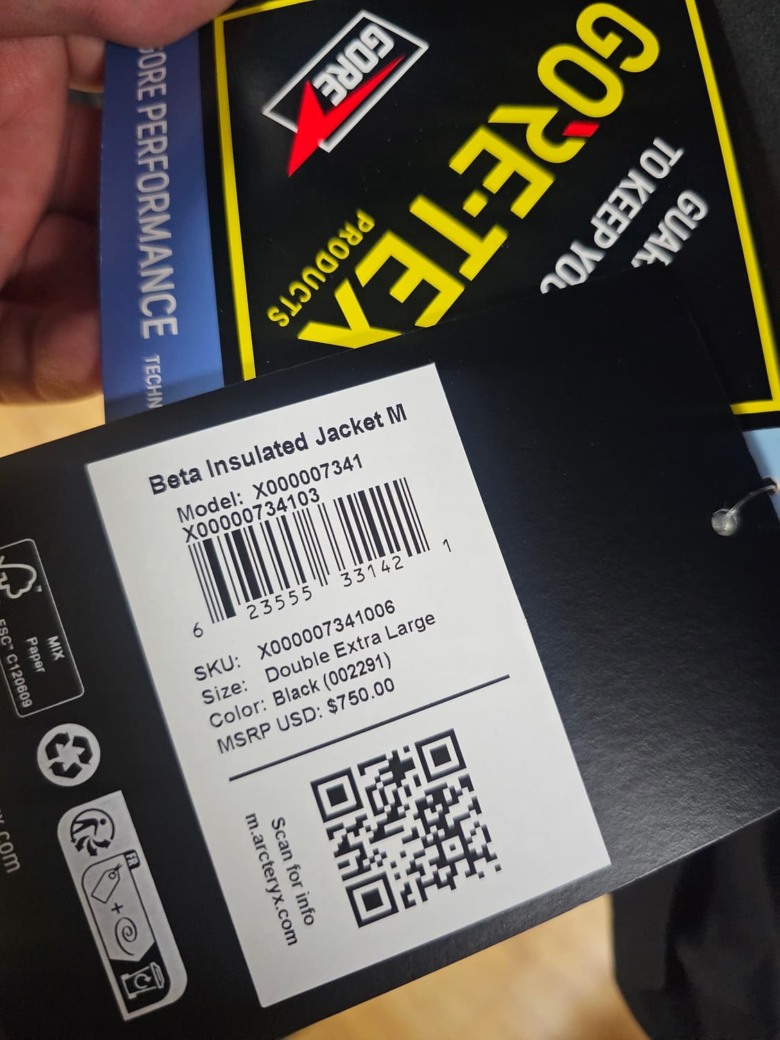 아크테릭스 베타 인슐레이티드 자켓 블랙 상품이미지2