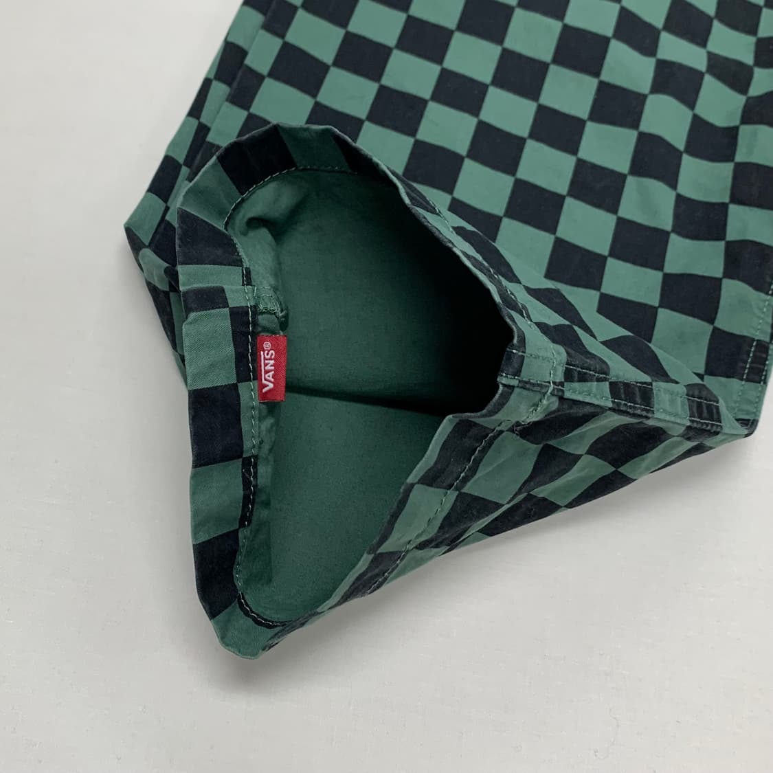 반스 체커보드 배기 테이퍼드핏 밴딩 팬츠 (M) 상품이미지4