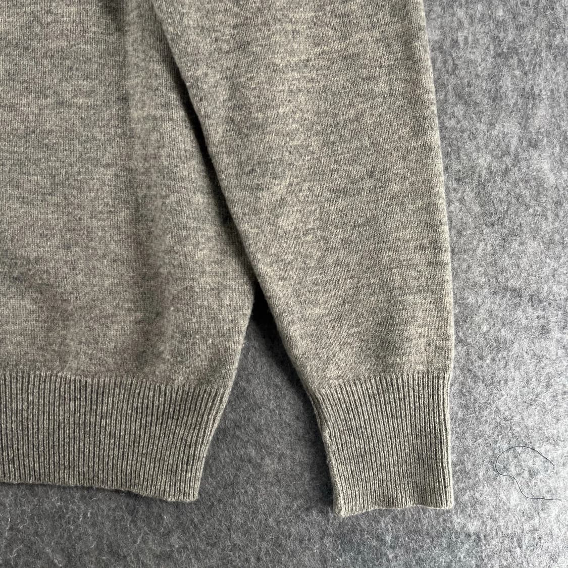  더블알엘 캐시미어 V넥 스웨터 상품이미지5