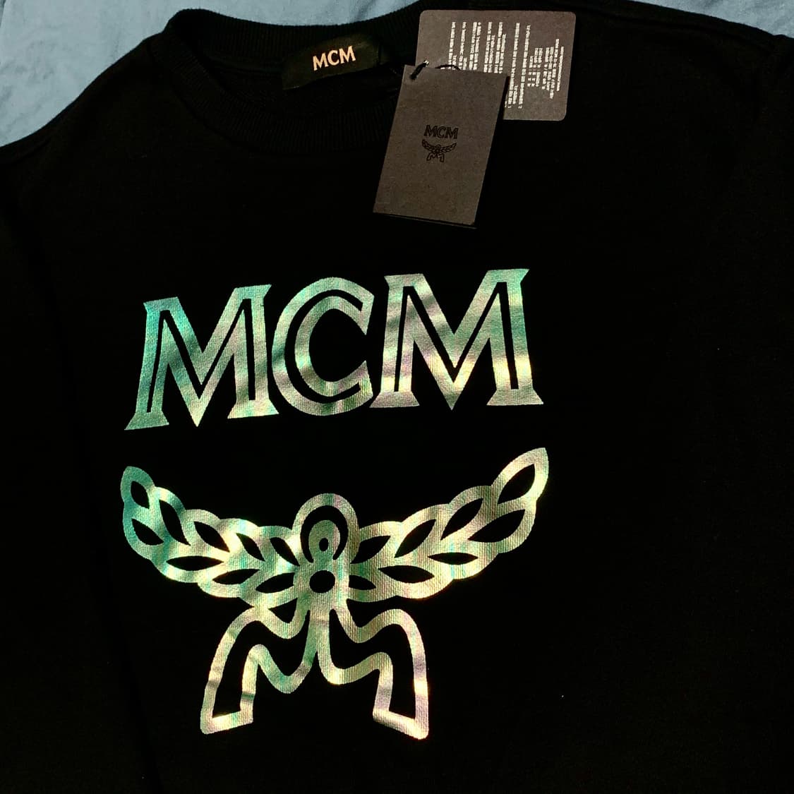 (M) MCM 홀로그램 로고 맨투맨 상품이미지2