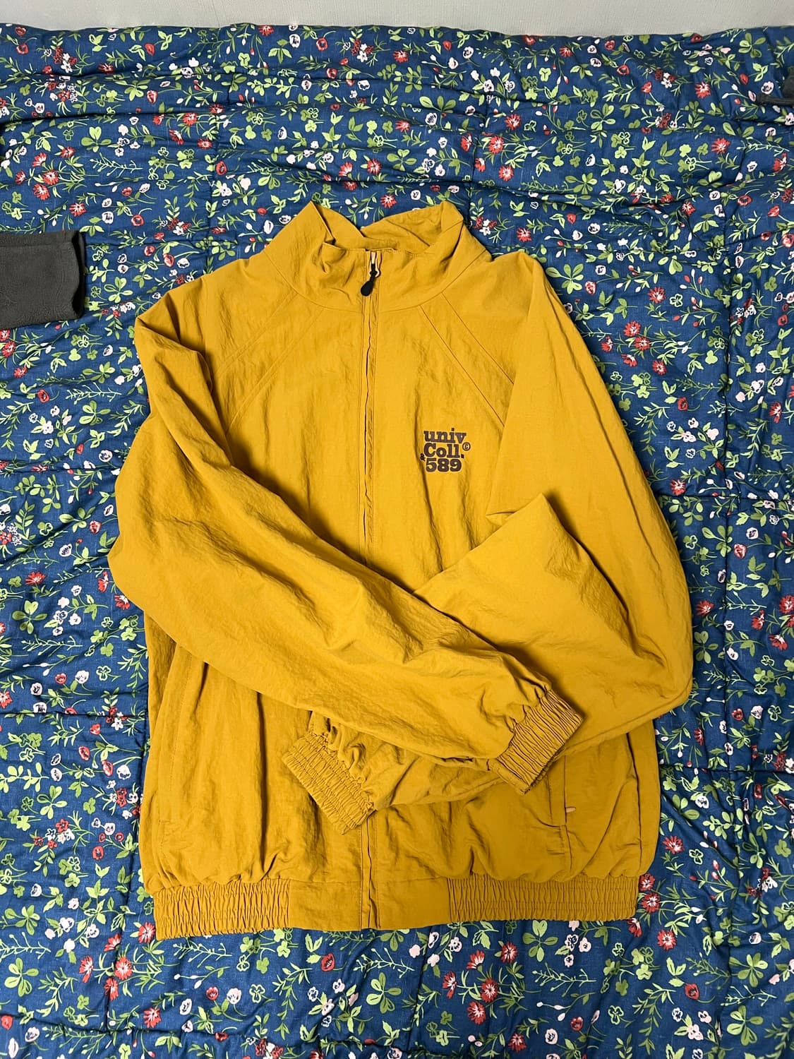 테켓 바람막이 UNIV COLL ZIP UP JACKET CAMEL 상품이미지1