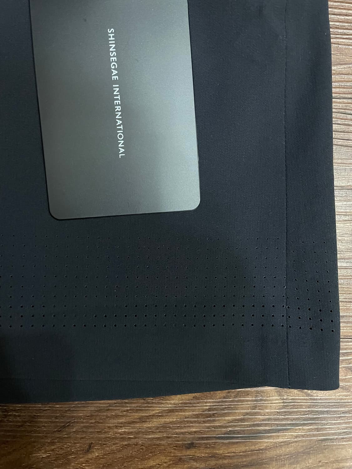 [새상품] 제이린드버그 헤나 펀치드 스커트 블랙 상품이미지3