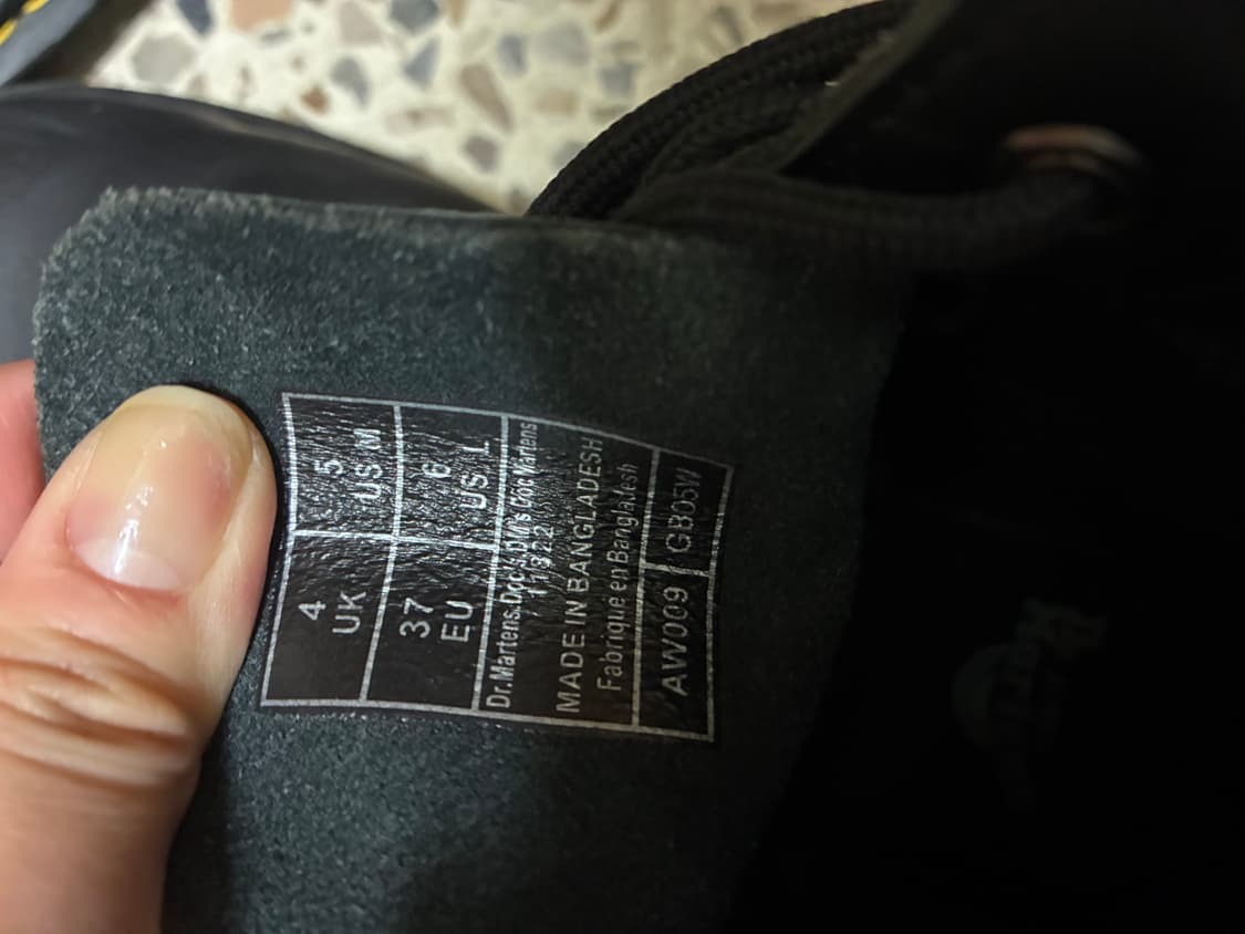 닥터마틴 1460 스무스 블랙 EU 37 상품이미지2