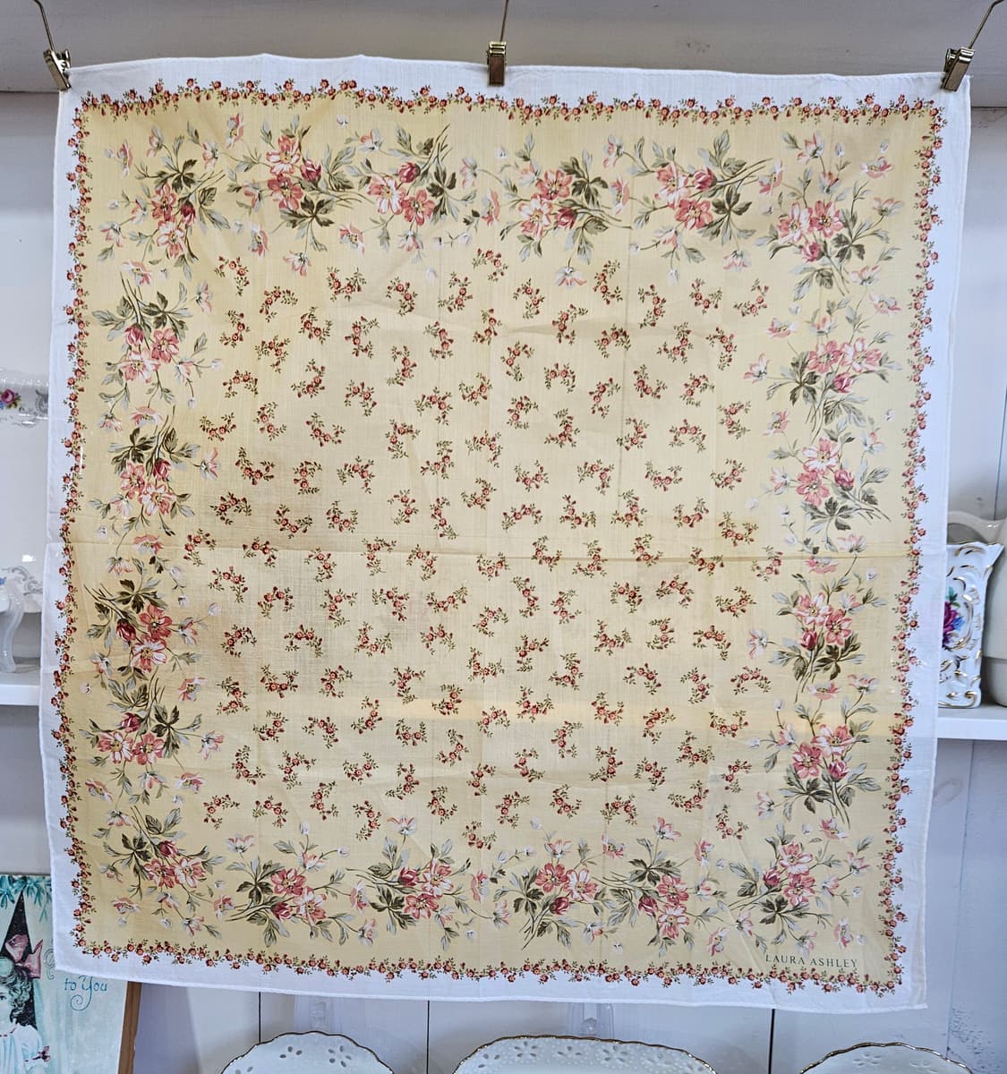 로라애슐리(LAURA ASHLEY) 플라워 빈티지 손수건 상품이미지2