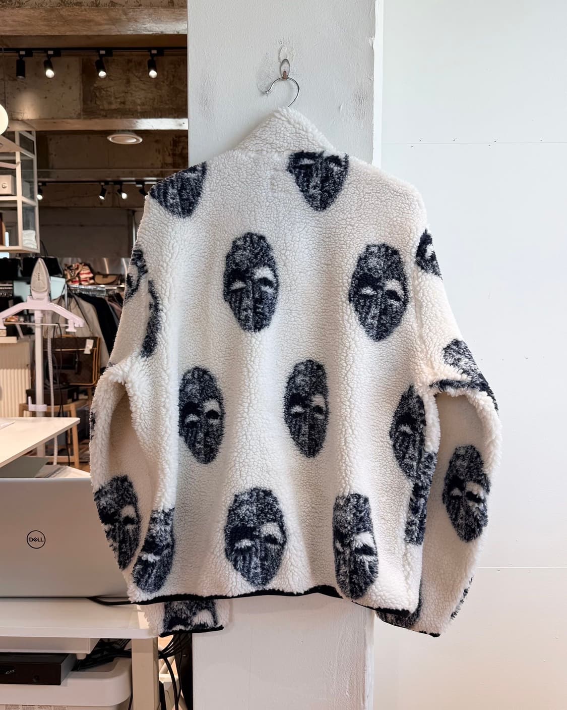 스투시 화이트 마스크 자카드 쉐르파 플리스 자켓 상품이미지7
