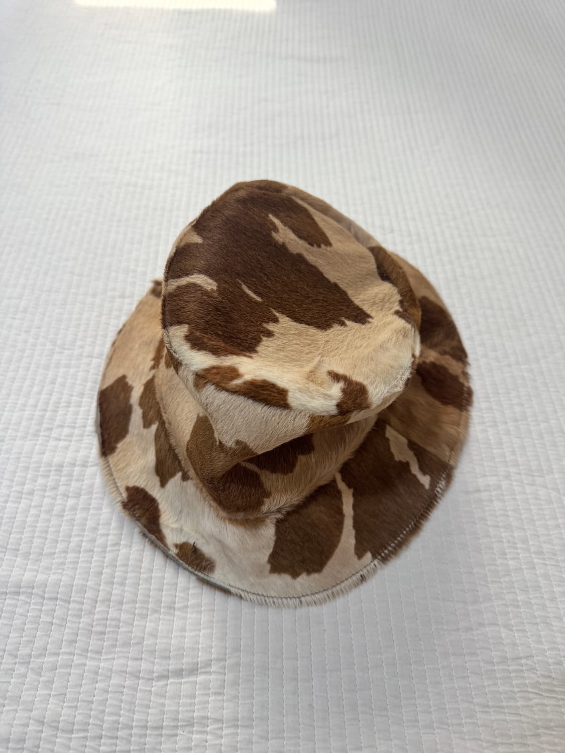 보테가 송치 버킷햇 상품이미지1