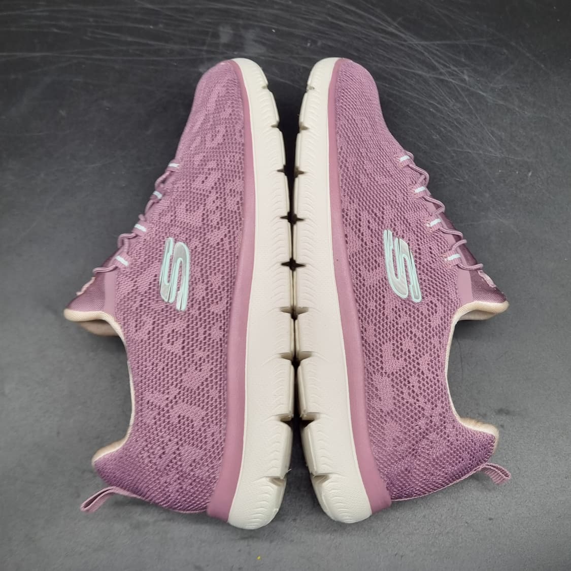 스케쳐스 써밋 여성슬립온 240 상품이미지5