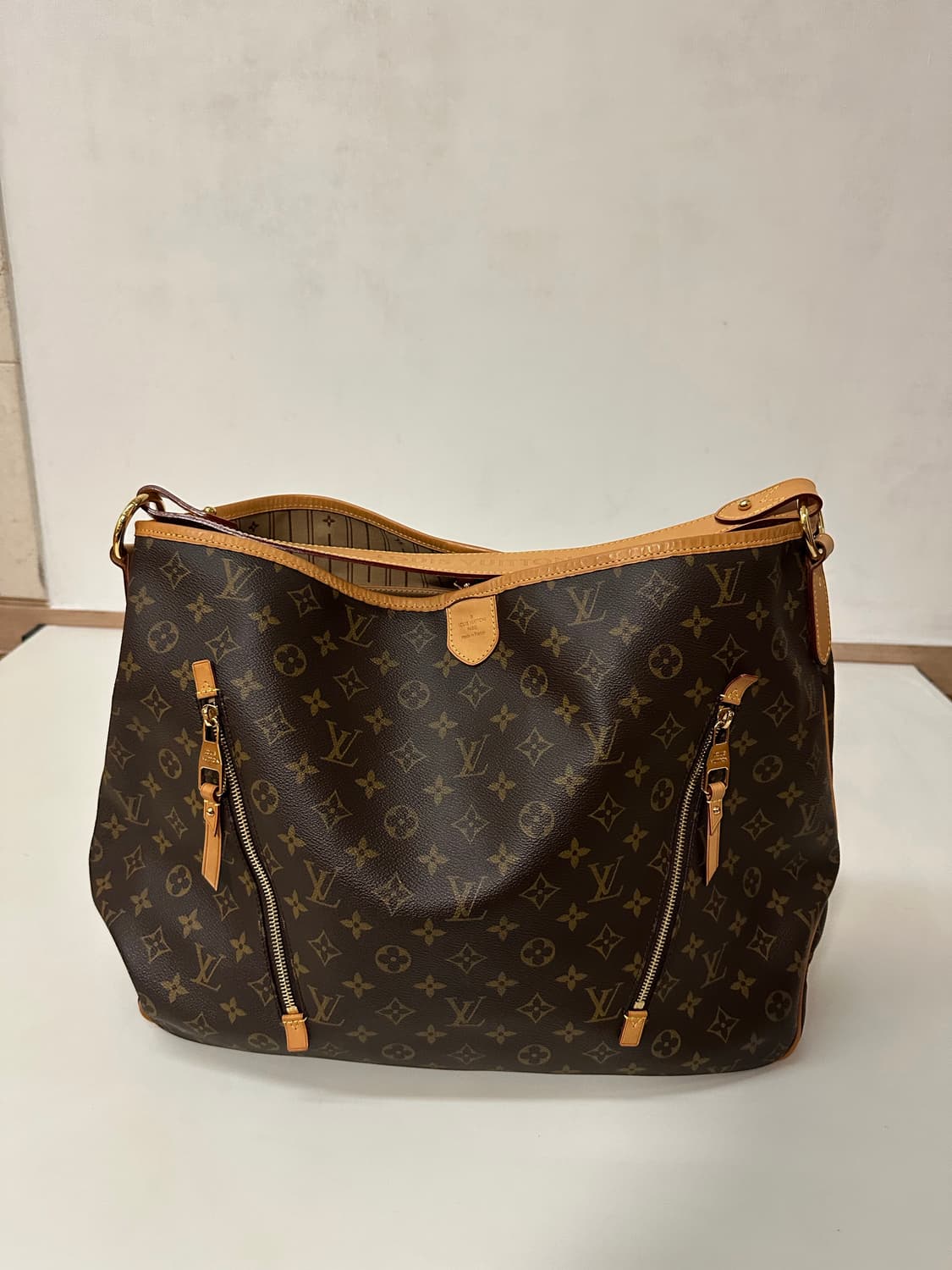 루이비통 딜라이트풀 GM 모노그램  상품이미지1