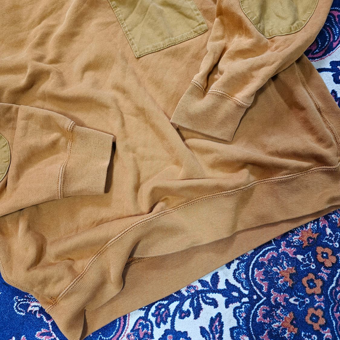 유니클로 X JW앤더슨 엘보 패치 스웻 셔츠 XL 상품이미지4