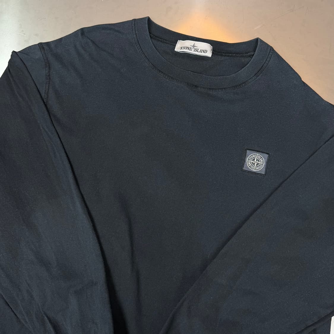 [리오브] 스톤아일랜드 로고 패치 롱슬리브 상품이미지3