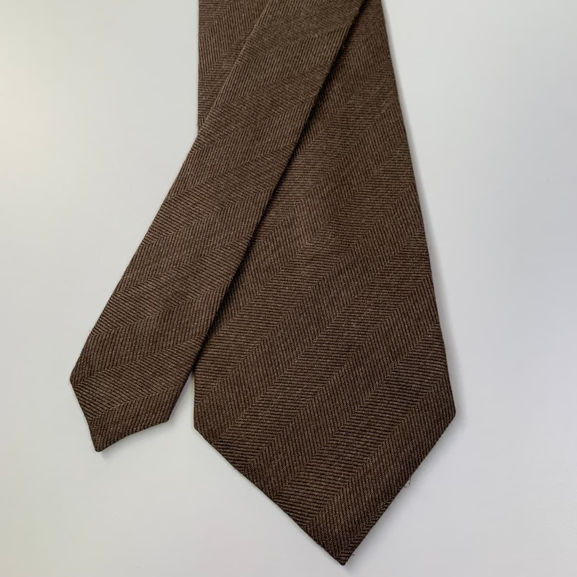 버버리(BURBERRY) 레지멘탈 브라운 클래식 명품넥타이 A+ 정장수트 상품이미지4