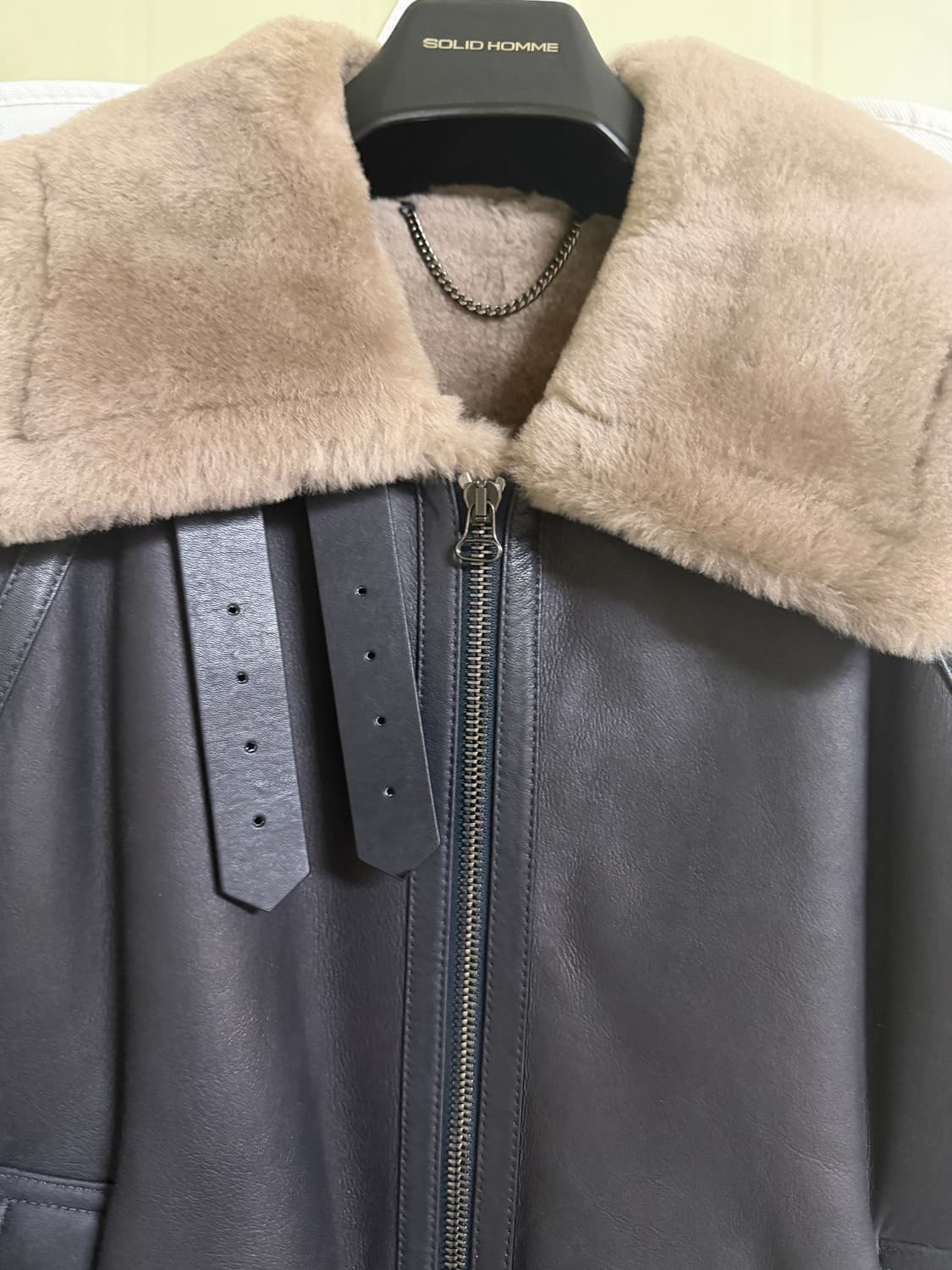 솔리드 옴므 무스탕 52 상태 최상 상품이미지4