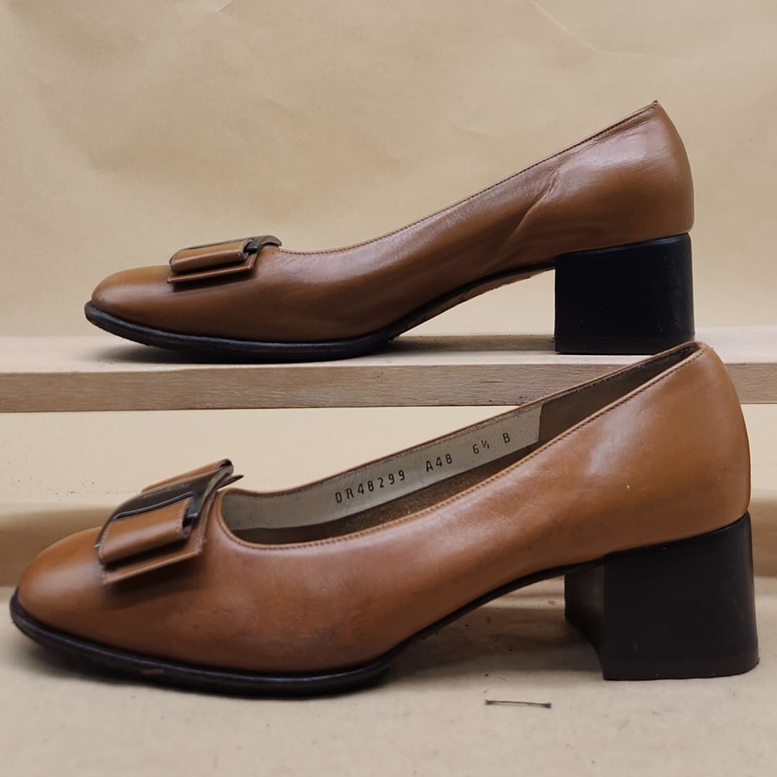 페라가모 카르멘 펌프스 6.5 235 굽4 상품이미지1