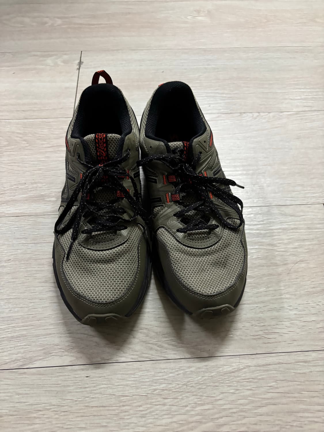 아식스 신발 상품이미지1