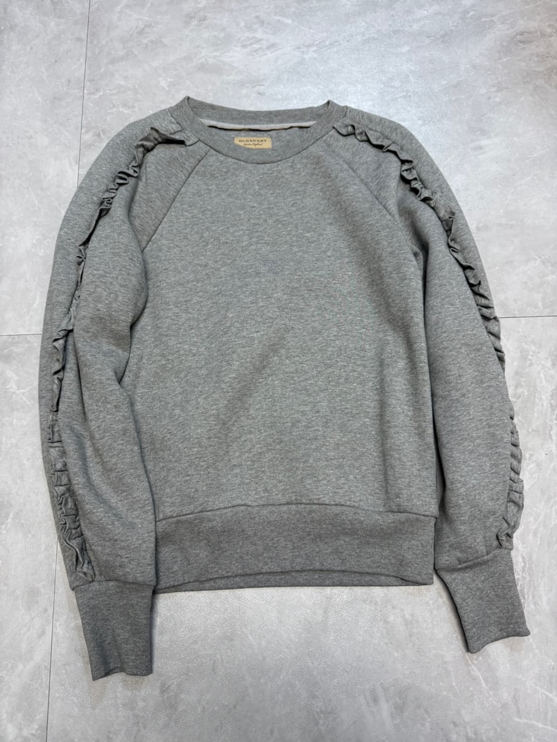 버버리 러플 슬리브 상품이미지1