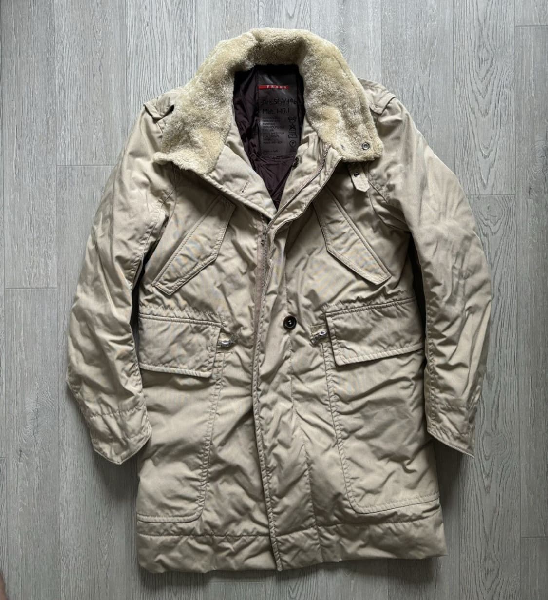 스포츠 프라다 나일론 퍼 카라 코트 상품이미지1