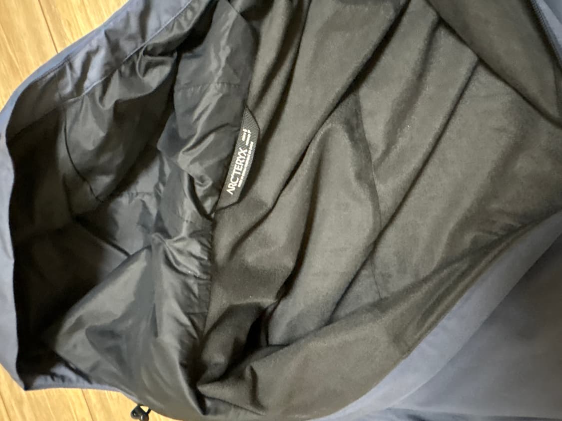 아크테릭스 바람막이 상품이미지4