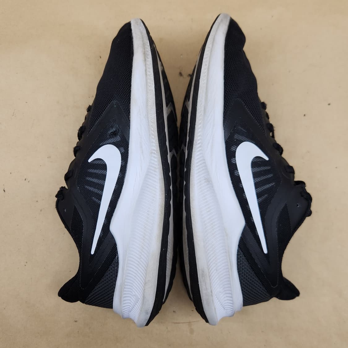 나이키 다운시프터 남성런닝화260 상품이미지5