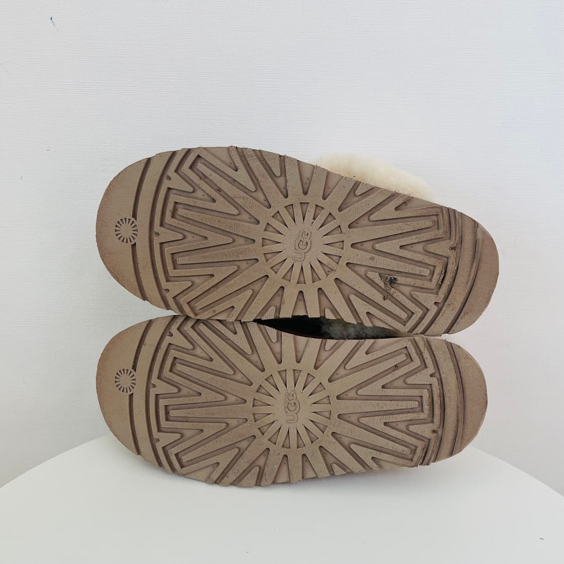 UGG 어그 디스케트 뮬 슬리퍼 체스트넛 US 5 (220) 상품이미지6