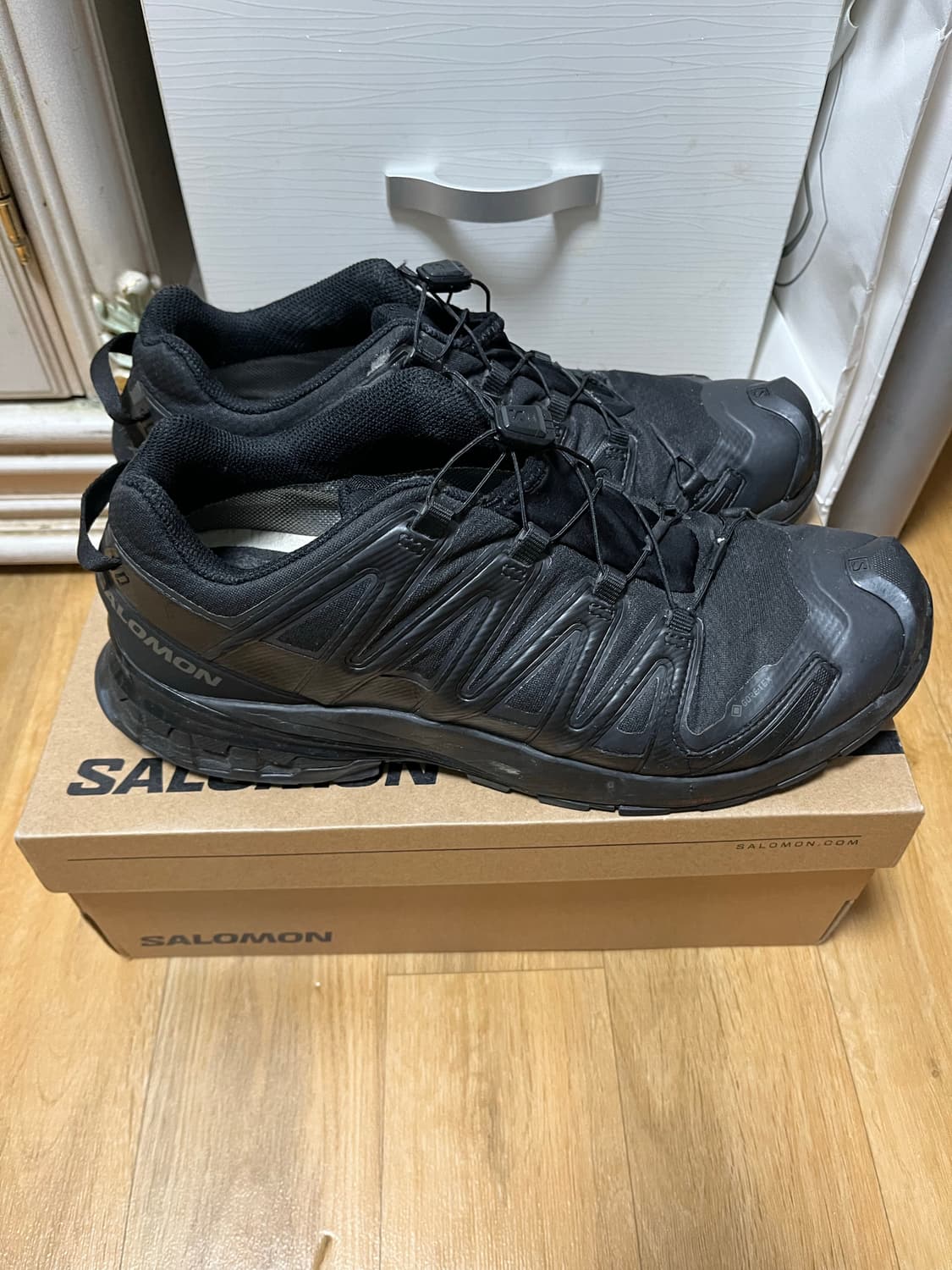 살로몬 XA PRO 3D v8 GTX 블랙 고어텍스 상품이미지1