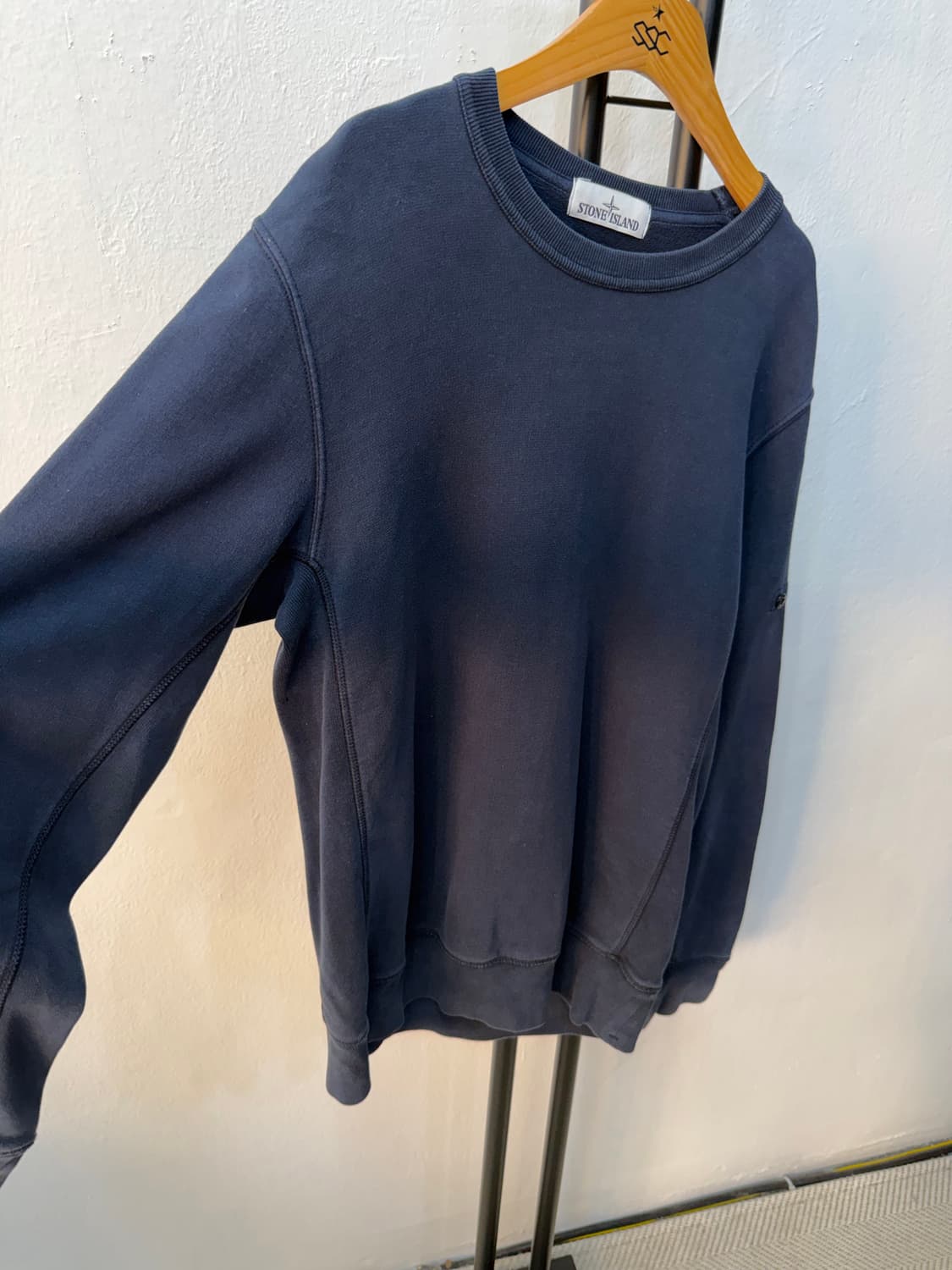 정품) 스톤아일랜드 네이비 맨투맨 티셔츠 M 상품이미지2
