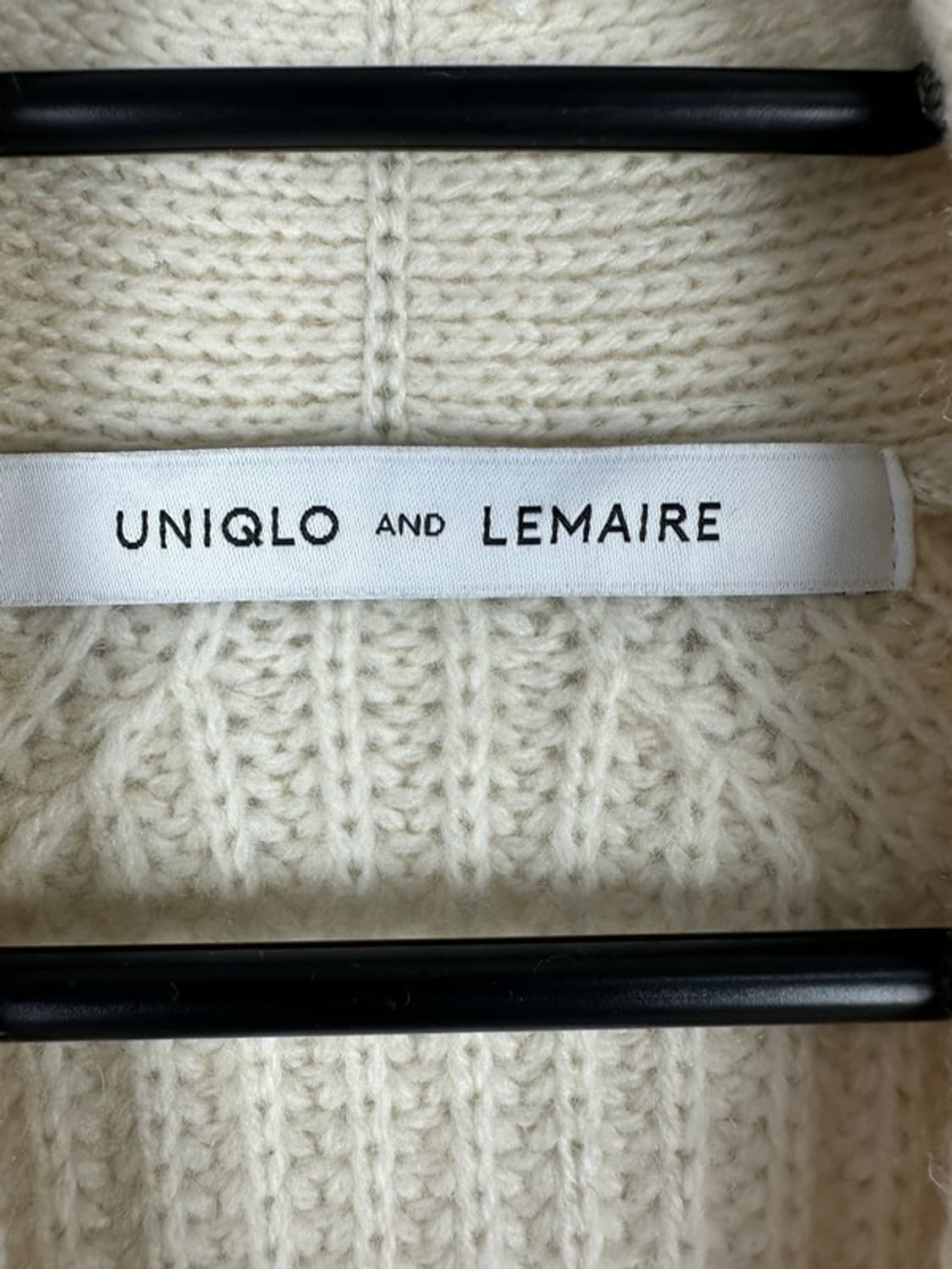 [L] UNIQLO 유니클로x르메르 울100% 원버튼 가디건 상품이미지3