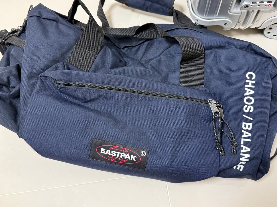 이스트팩 언더커버 콜라보 더플백 상품이미지1