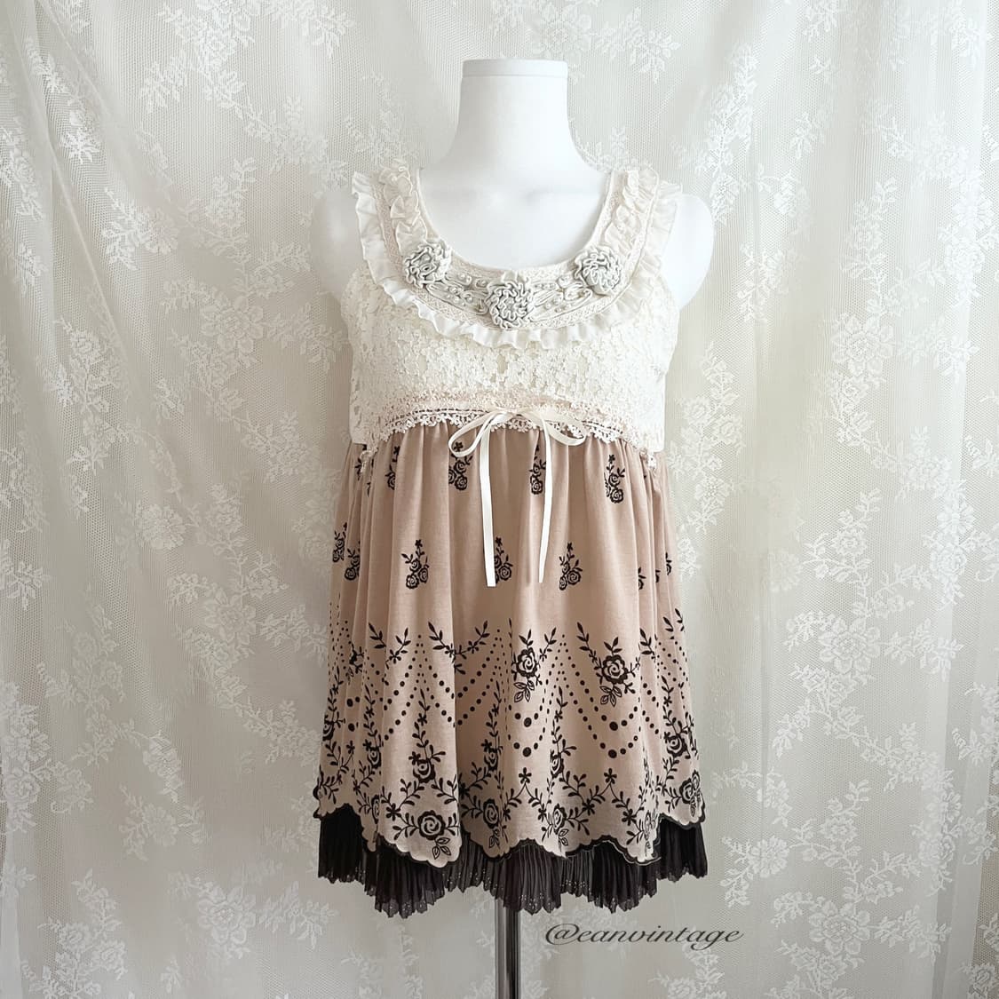 Axes Femme beige lace sleeveless 상품이미지4