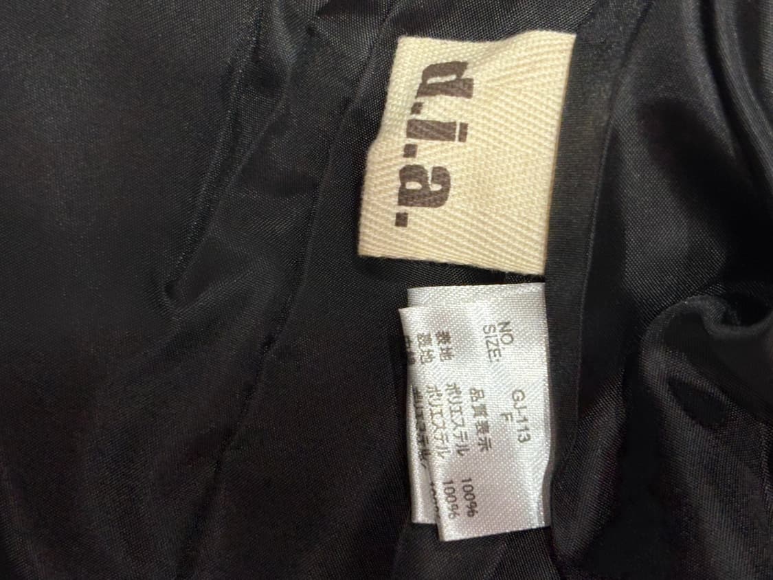 d.i.a padded jacket 다이아 셔링 디테일 패딩 자켓 상품이미지4