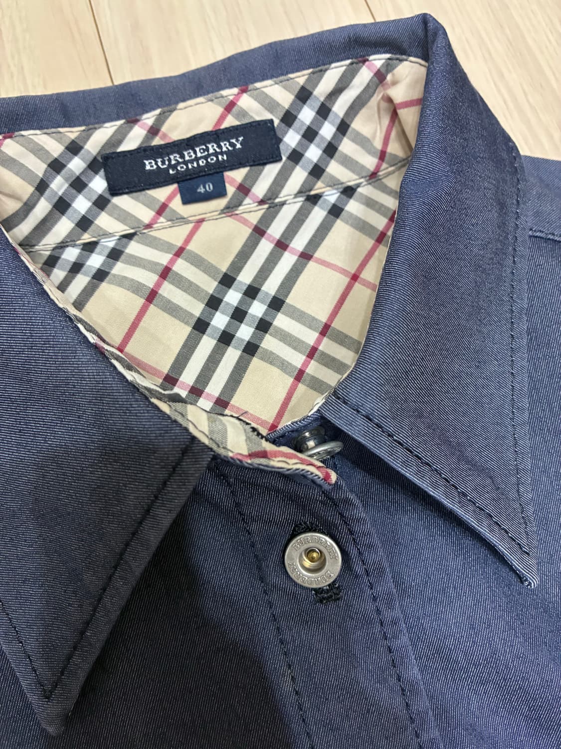 [정품] 버버리(Burberry) 노바체크 배색 얇은 데님 탑 (넉넉한  상품이미지2