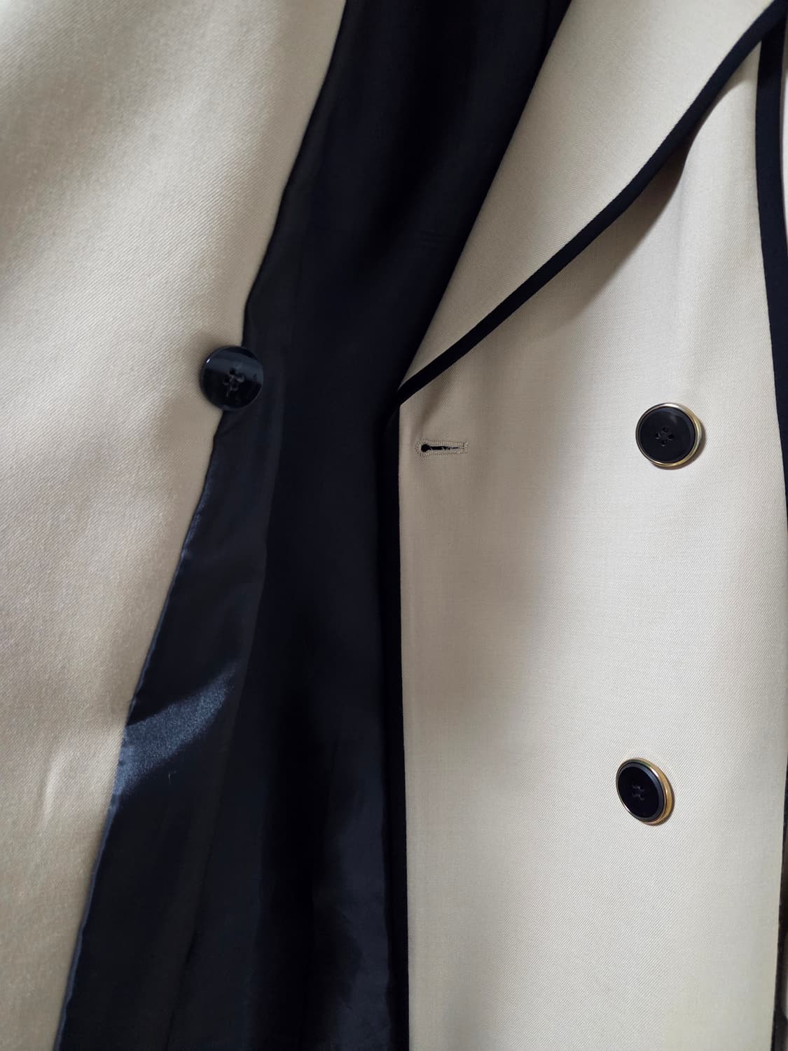 솔레지아 트렌치코트 상품이미지4